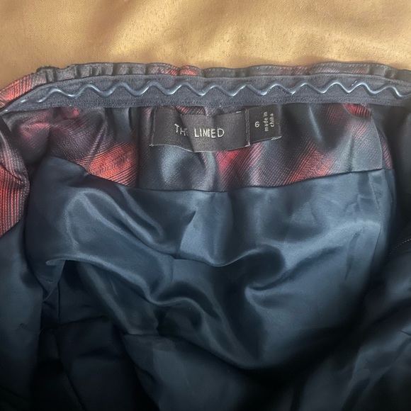 Fancy red and black strapless dress! - Picture 5 of 6